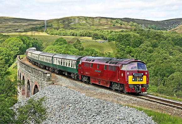 D1015-Y-Slochd-210609-JC9758