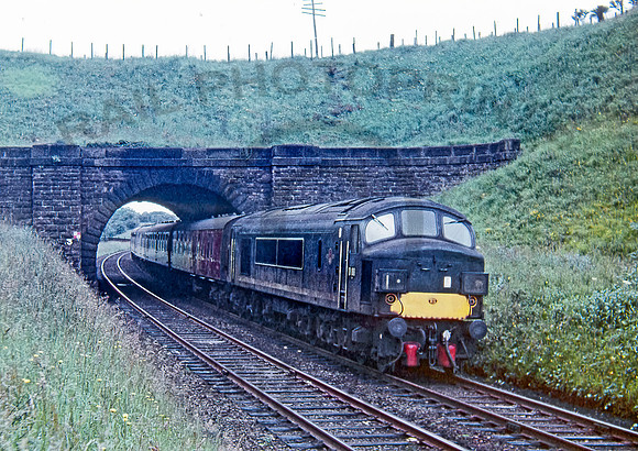 D86-Y-Dunblane-1965-JAMV237R