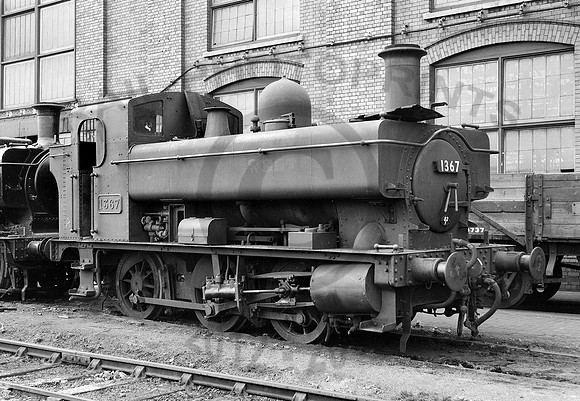1367-Y-Swindon-260554-HB452