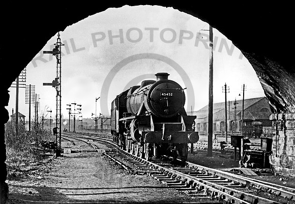 45452 Perth 1960 DA792