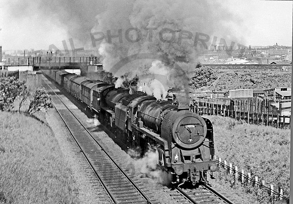 70018-Leeds 1966 KLC184