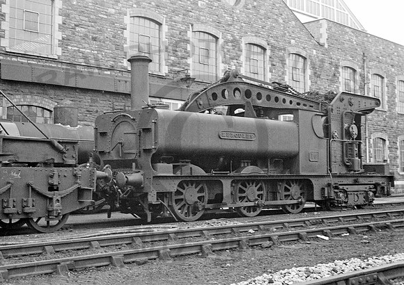 Cranetank-Swindon-1936-RPC197a