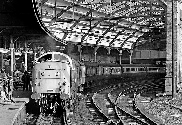 55012-Newcastle-260180-JC701