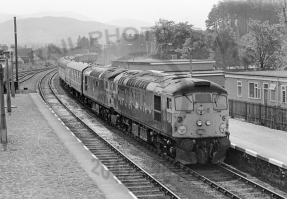 26046-Aviemore-010678-JC289