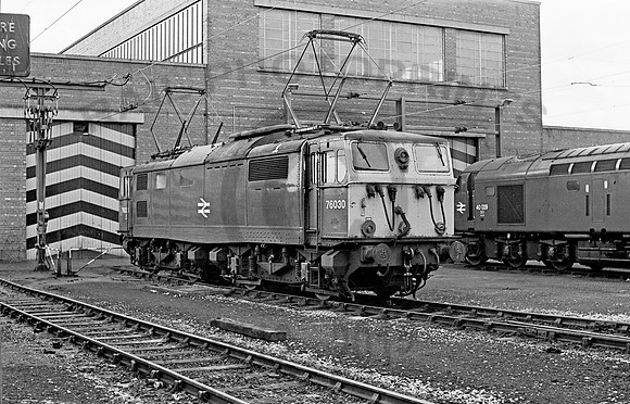 76030-Y-Reddish-260378-JC1