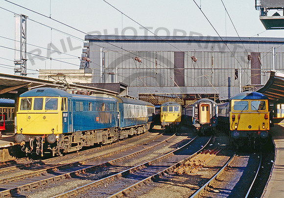 86217-Y-Carlisle-240484-PB936