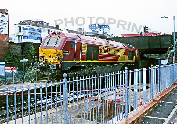 67002-Y-LawrenceHill-011100-JC589