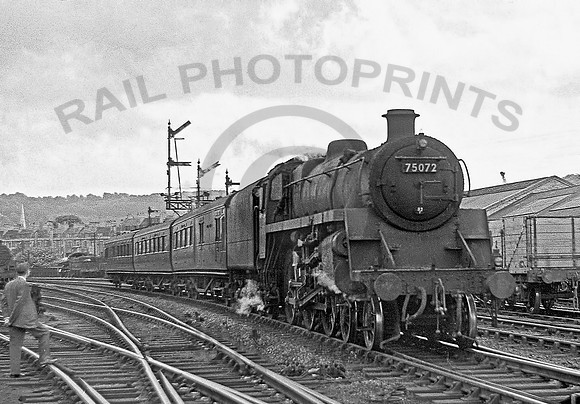 75072-Y-BathGreenPark-140560-RP715