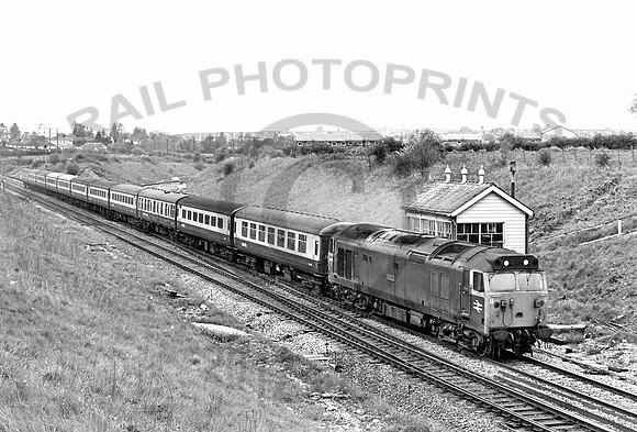 50010-ClinkRoadFrome-130578-JC