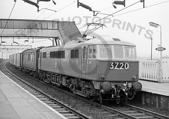 E3167 Runcorn 0465 RP562