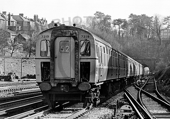 7319 Haywards Heath 100471  JM329