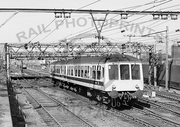 Class114-E56042-Y-Woodburn-190581-6158